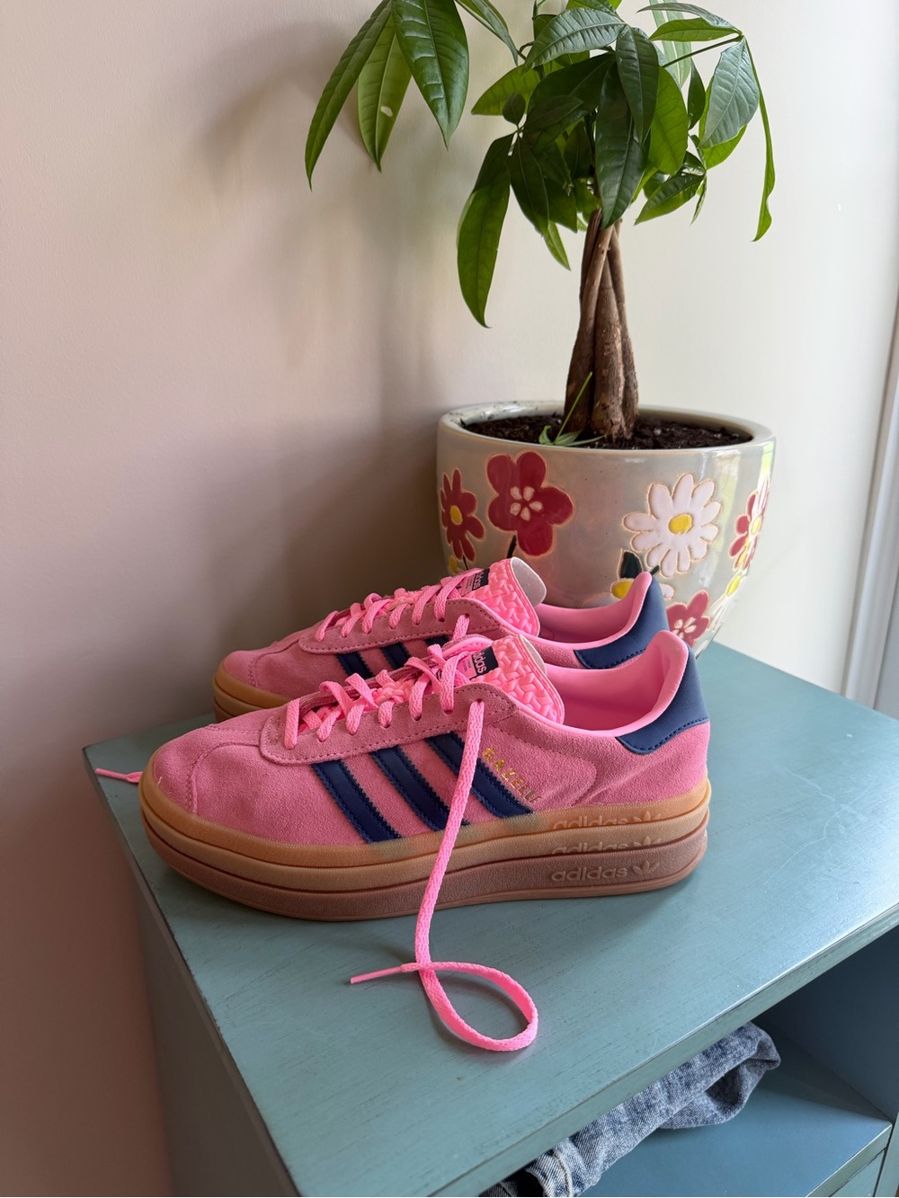 Adidas Gazelle Pink Suede Platform Sneakers with Navy Stripes size 7.5